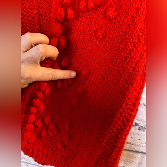 Vintage La Bonne Vie Red Hand-Knit Pure Wool Bobble Vest Size L - Picture 7 of 9